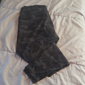 Kyodan Black Camouflage Leggings